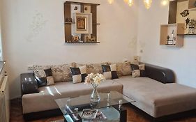 Z-Apartment In Tryavna