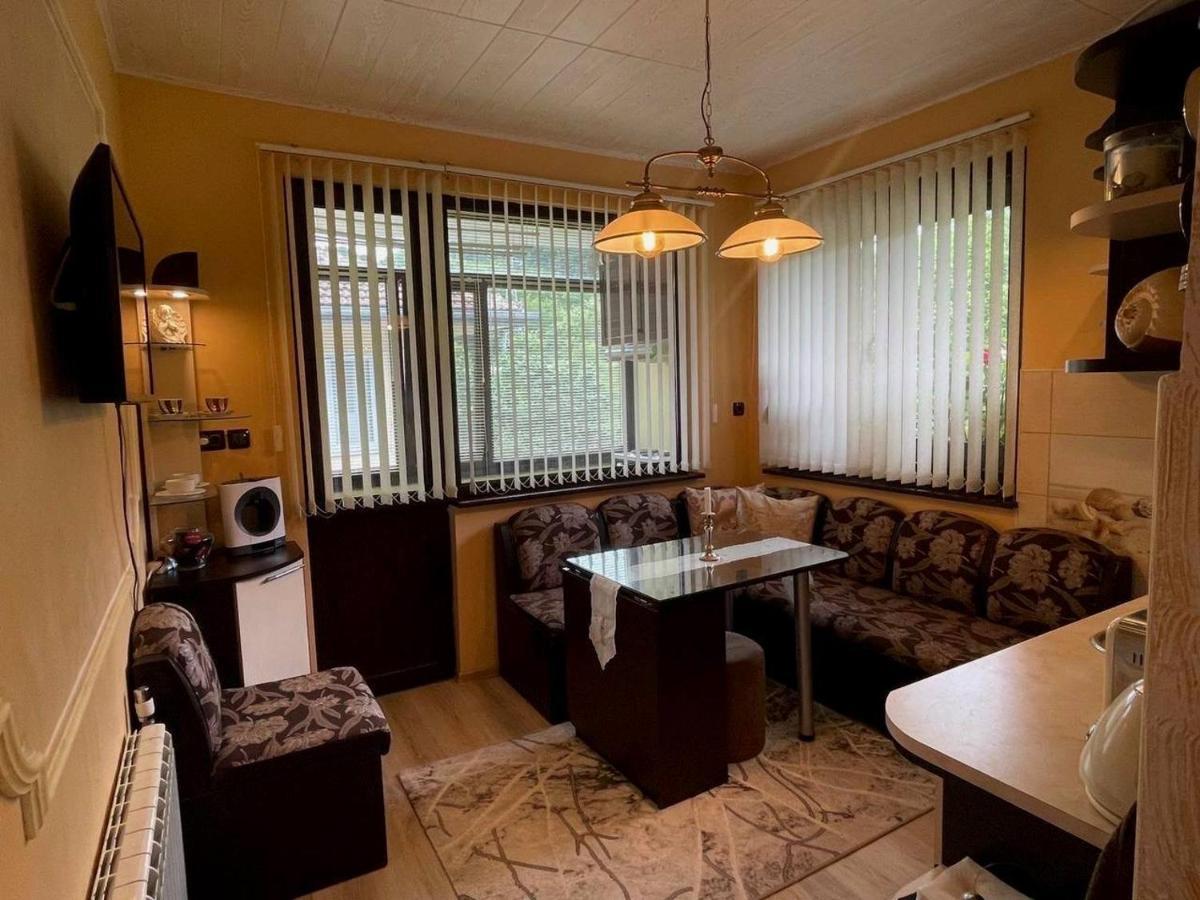 Z-Apartment In Трявна Екстериор снимка