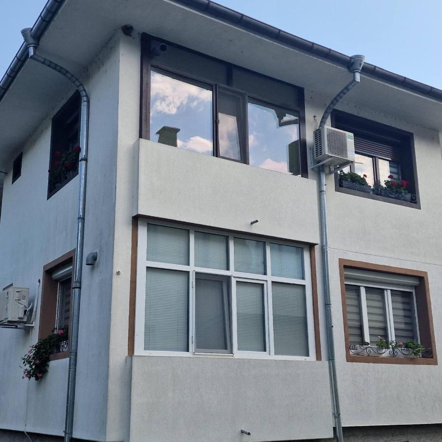 Z-Apartment In Трявна Екстериор снимка